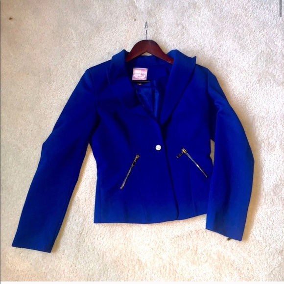 Jacket - Picture 7 of 12